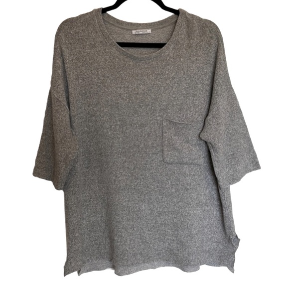 Zara Tops - Zara Trafaluc Grey Oversized Short Sleeve Knit Top